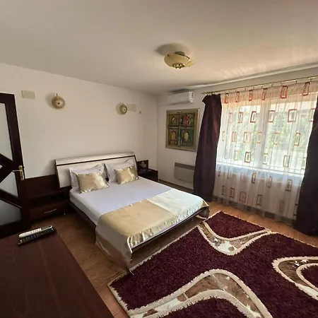 Casa De Vacanta Sofia Case de vacanță *