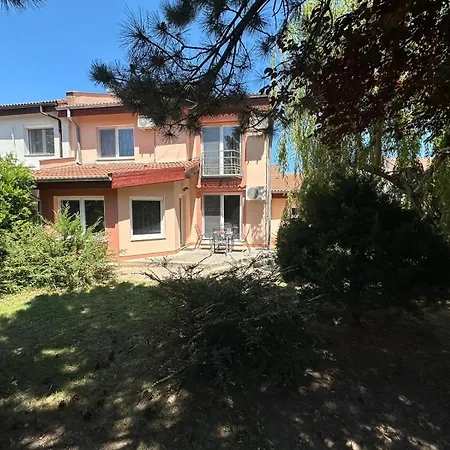 Casa De Vacanta Sofia Case de vacanță Constanţa