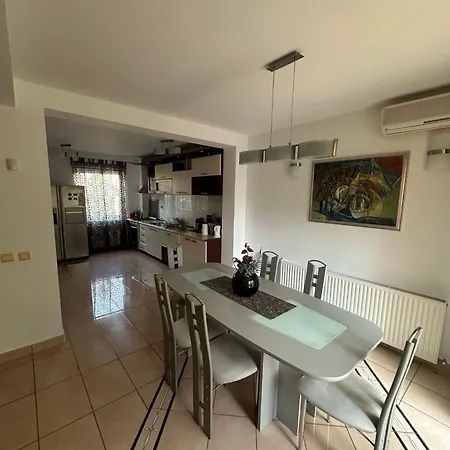Casa De Vacanta Sofia Case de vacanță